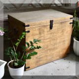 L23. Storage trunk. 